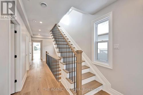 66 Barton Street, Ottawa, ON - Indoor Photo Showing Other Room