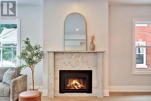 66 Barton Street, Ottawa, ON - Indoor Photo Showing Living Room With Fireplace