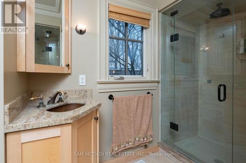 1729 Blythe Road, Mississauga, ON - Indoor Photo Showing Bathroom