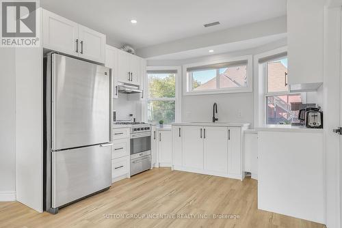 88 Tisdale Street S, Hamilton, ON - Indoor Photo Showing Kitchen