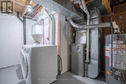 74 Huckleberry Place, Hamilton, ON - Indoor Photo Showing Laundry Room