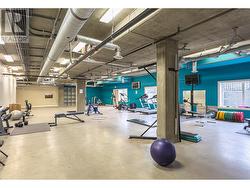 Huge gym at this complex - 