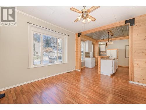 80 6 Street Ne, Salmon Arm, BC - Indoor