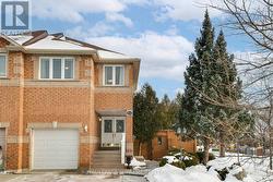 512 LEATHERLEAF DRIVE  Mississauga, ON L4Z 3Y5