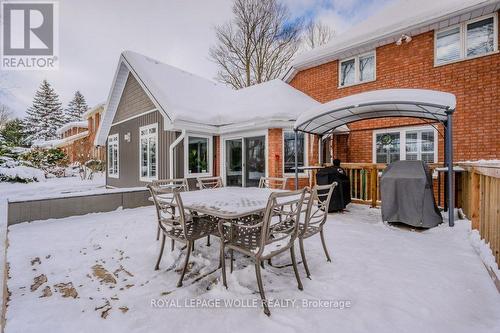 219 Corrie Crescent, Waterloo, ON - Outdoor