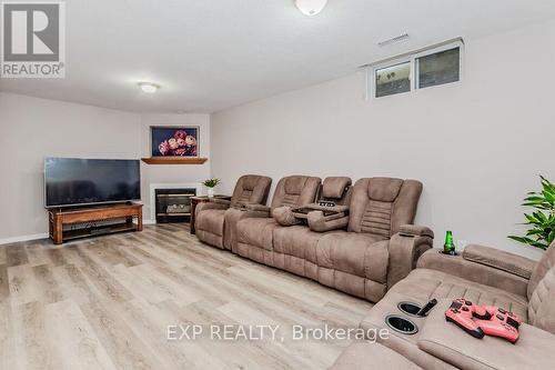 66 Karen Walk, Waterloo, ON - Indoor Photo Showing Living Room