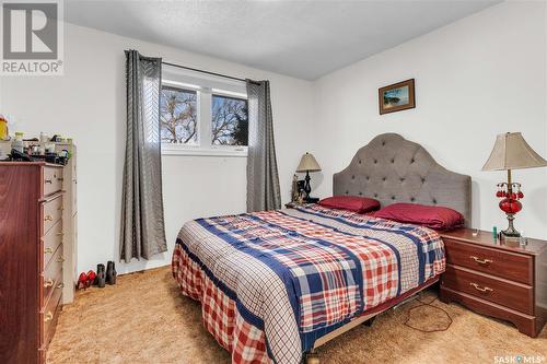 98 Trudelle Crescent, Regina, SK - Indoor Photo Showing Bedroom