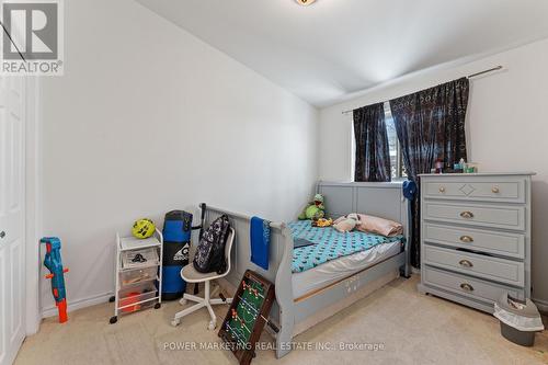 935 Goren Avenue, Ottawa, ON - Indoor Photo Showing Bedroom