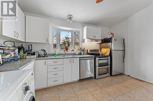 935 Goren Avenue, Ottawa, ON - Indoor Photo Showing Kitchen With Double Sink