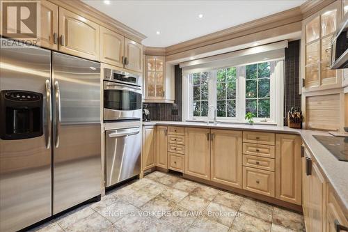 2282 Bowman Road, Ottawa, ON - Indoor Photo Showing Kitchen