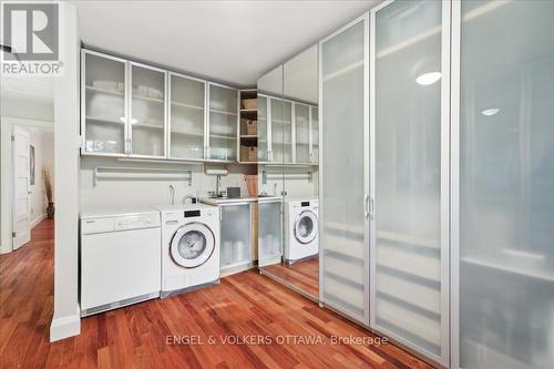 2282 Bowman Road, Ottawa, ON - Indoor Photo Showing Laundry Room