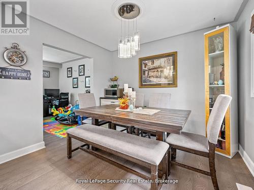 2 Maitland Avenue, Hamilton, ON - Indoor Photo Showing Dining Room