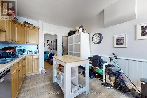 49 Wentworth Street N, Hamilton, ON - Indoor Photo Showing Kitchen