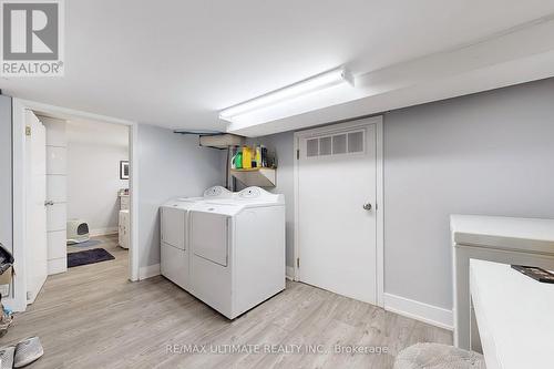 49 Wentworth Street N, Hamilton, ON - Indoor Photo Showing Laundry Room