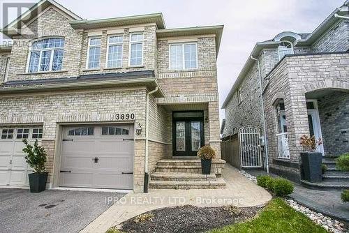 3890 Mcdowell Drive, Mississauga, ON - Outdoor With Facade