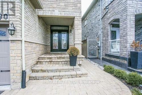 3890 Mcdowell Drive, Mississauga, ON - Outdoor