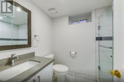 459 Ceremonial Drive, Mississauga, ON - Indoor Photo Showing Bathroom