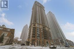 321 - 385 PRINCE OF WALES DRIVE  Mississauga, ON L5B 0C6