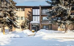 304 403 Tait COURT  Saskatoon, SK S7H 5L3