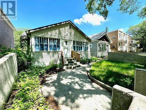 112 32Nd Street W, Saskatoon, SK - Outdoor