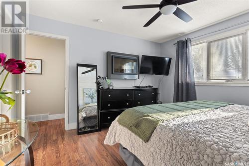 223 Sunset Drive, Regina, SK - Indoor Photo Showing Bedroom