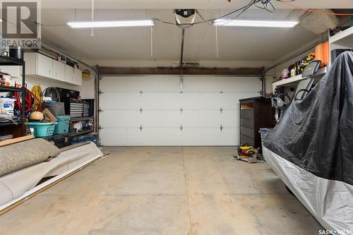 223 Sunset Drive, Regina, SK - Indoor Photo Showing Garage