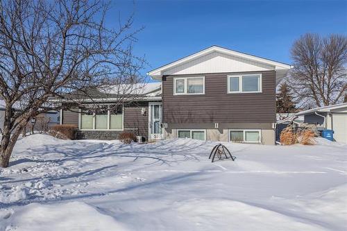 59 Clarendon Rd, Winnipeg, MB 