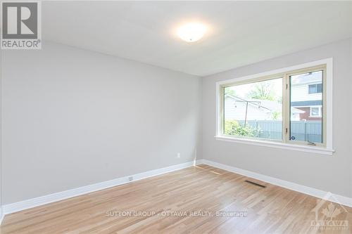 826 Hamlet Road, Ottawa, ON - Indoor Photo Showing Other Room