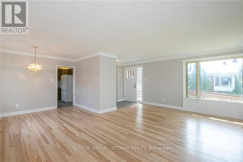 826 Hamlet Road, Ottawa, ON - Indoor Photo Showing Other Room