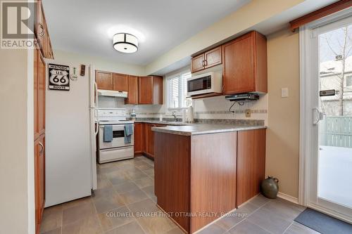 Kitchen - 5 Margrave Avenue, Ottawa, ON - Indoor Photo Showing Kitchen