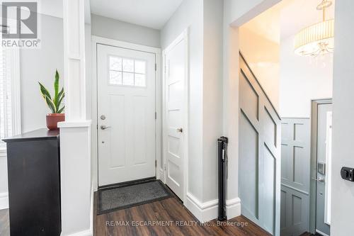 5486 Randolph Crescent, Burlington, ON - Indoor Photo Showing Other Room