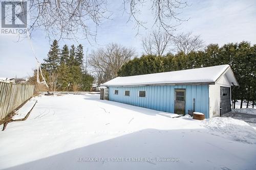 1077 Clearview Avenue, Burlington, ON - Outdoor