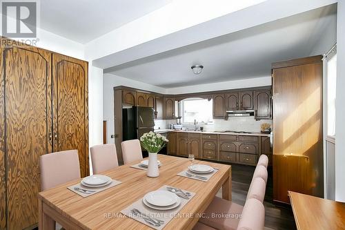 1077 Clearview Avenue, Burlington, ON - Indoor Photo Showing Dining Room