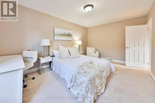 1472 Myron Drive, Mississauga, ON - Indoor Photo Showing Bedroom