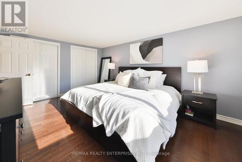 1472 Myron Drive, Mississauga, ON - Indoor Photo Showing Bedroom