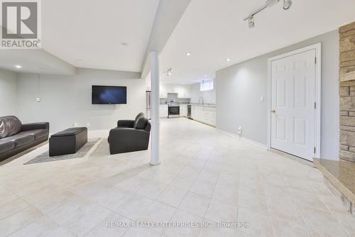 1472 Myron Drive, Mississauga, ON - Indoor