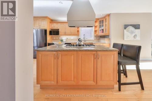 1472 Myron Drive, Mississauga, ON - Indoor Photo Showing Kitchen