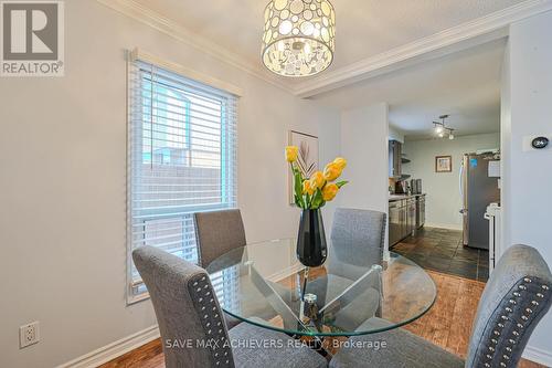 3315 Martins Pine Crescent, Mississauga, ON - Indoor Photo Showing Dining Room