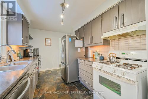 3315 Martins Pine Crescent, Mississauga, ON - Indoor Photo Showing Kitchen With Double Sink