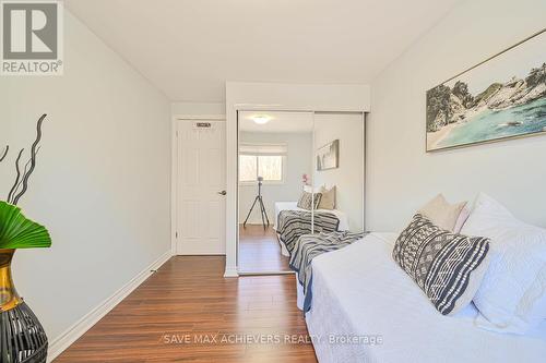 3315 Martins Pine Crescent, Mississauga, ON - Indoor Photo Showing Bedroom