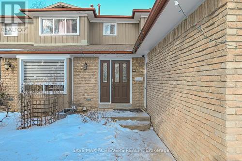 3315 Martins Pine Crescent, Mississauga, ON - Outdoor