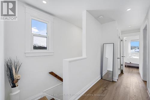 29 Newlands Avenue, Hamilton, ON - Indoor Photo Showing Other Room