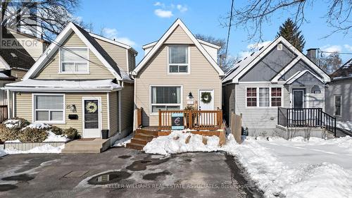 29 Newlands Avenue, Hamilton, ON - Outdoor With Facade