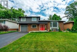 5286 WOODHAVEN DRIVE  Burlington, ON L7L 3T4