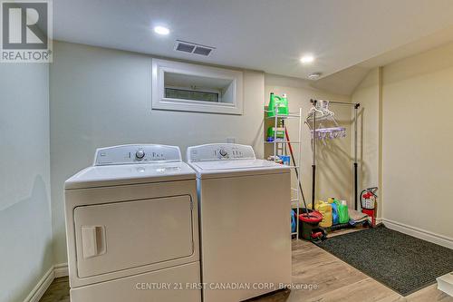 311 Wedgewood Drive, London, ON - Indoor Photo Showing Laundry Room