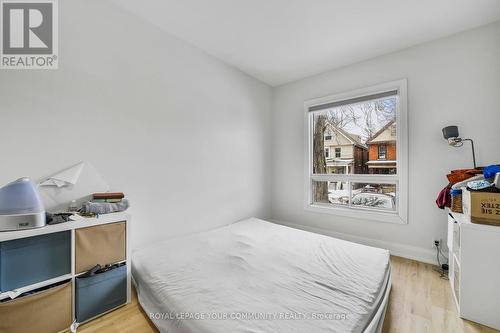 97 Garfield Avenue S, Hamilton, ON - Indoor Photo Showing Bedroom