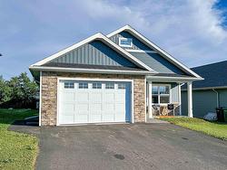 40 Holmes Lane  Charlottetown, PE C1C 0V4