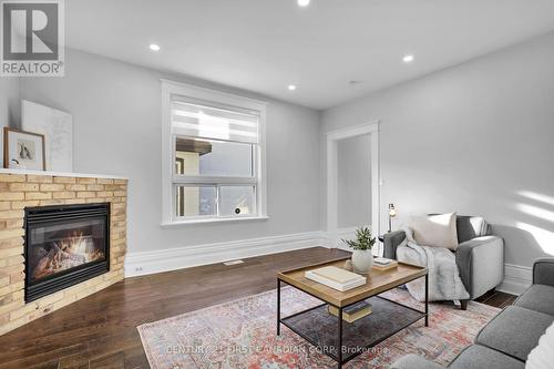 108 Rectory Street, London, ON - Indoor Photo Showing Living Room With Fireplace