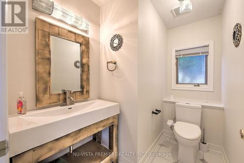 499 Rosecliffe Terrace, London, ON - Indoor Photo Showing Bathroom