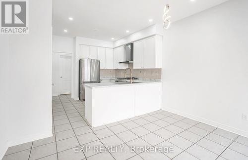 5033 Dubonet Drive, Mississauga, ON - Indoor Photo Showing Kitchen